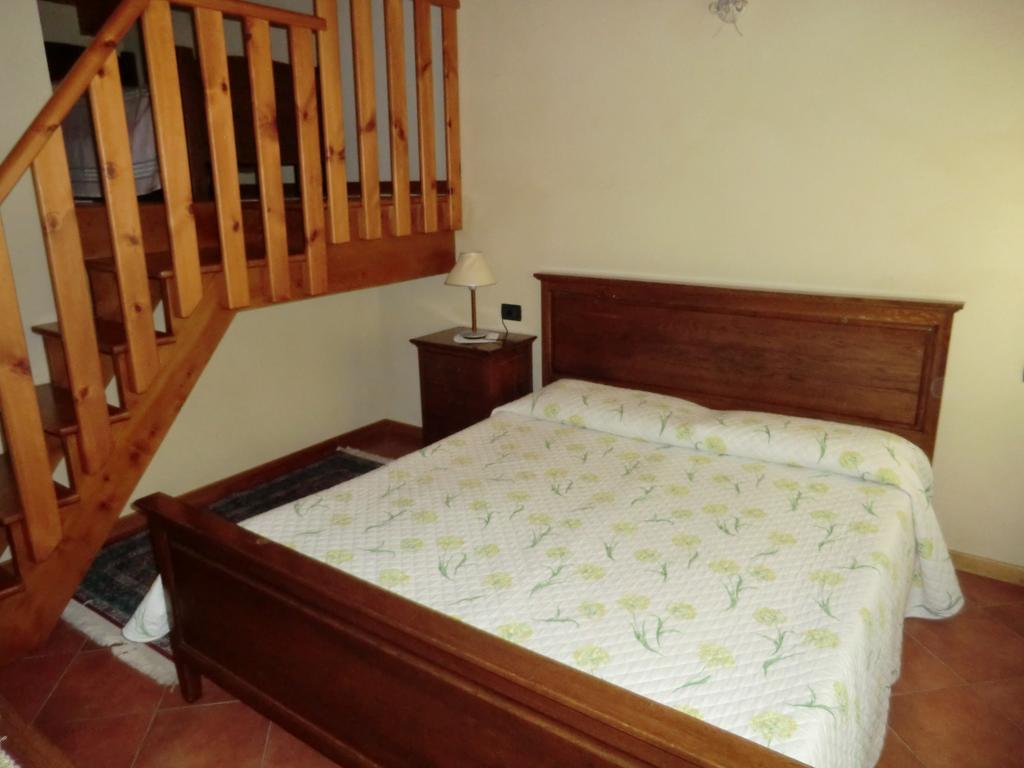 Hotel Country House Cunial Cavaso Del Tomba Camera foto