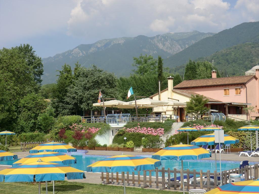 Hotel Country House Cunial Cavaso Del Tomba Camera foto