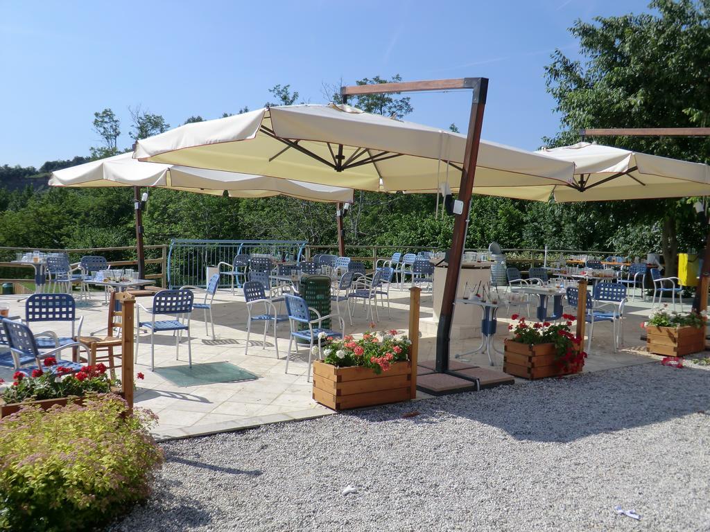 Hotel Country House Cunial Cavaso Del Tomba Camera foto